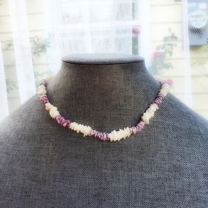 Vintage heishi shell necklace white and purple mcm puka Surfer